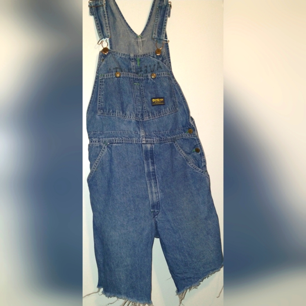 Vtg Oshkosh cutoff overalls 33inches
